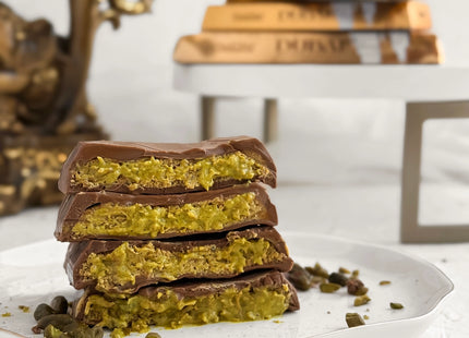 BeeMax Dubai Style Milk Chocolate Bar with Pistachio Cream & Kadaif, 7.05 oz (Pack of 36)